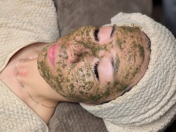 ウィズユー(with U)の写真/SNSでも話題☆芸能人にも愛用者有◎【剥けない陶肌トリートメント♪】肌代謝UPで若々しい印象に☆