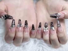 ジュリネイルスタジオ(Julli Nail Studio)/レースネイル・リボン・キラキラ