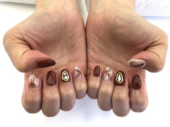 ルミエール アンド ニコ(Lumiere and nico)/