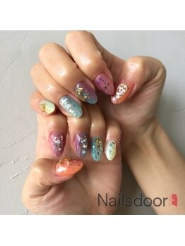 ラボラトリーヴォルズ(LaboratoryVors)/縦グラデムーンネイル