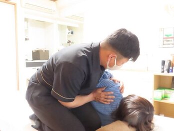 カイロプラクティック白熊屋/肩こりや肩甲骨にも