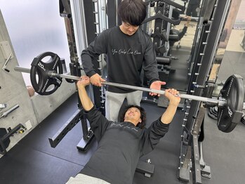 ヨロジム(YOLO GYM)/トレーニング風景