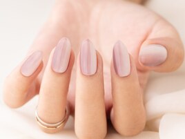 シンプル縦グラデーションネイル