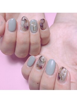 サロン ド ミミ(Salon de 33)/marble