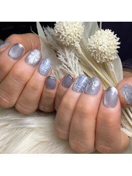 アオマリー(Aomalie)/ツィードマグ　¥18,260