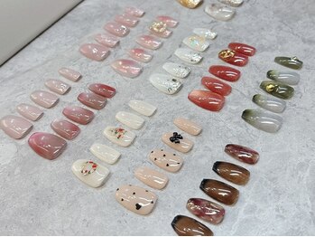 ケットシーネイルオキナワ(Cait C Nail Okinawa)の写真/季節に合わせた定額デザイン多数ご用意!カラー変更も可能だから飽きずに楽しめる♪フォルム、ケアも自信◎