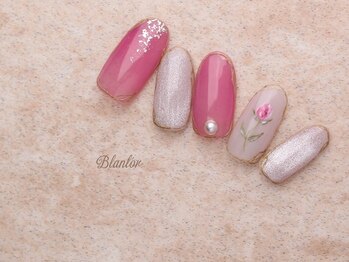 ネイルサロン ブランロール 三軒茶屋店(Blanl'or)/手書きフラワー