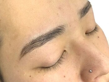 リオ 心斎橋店(Lio)の写真/[眉サロン/メンズ専用]眉毛のお手入れで第一印象が変わる！通いやすい価格で定期メンテナンスに最適★