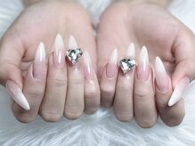 ジュリネイルスタジオ(Julli Nail Studio)/グラデーション・キラキラネイル