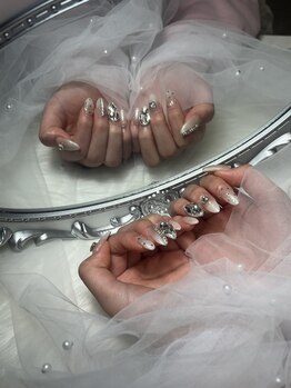 Re:Mireの写真/【1本300円～長さ出しOK】折れてしまった爪、亀裂が入った爪の修復にも！必要な本数だけ長さ出しができる！