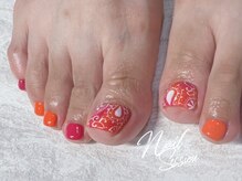 ネイルセッション(nail session)/ペイズリーフットネイル