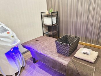 ビビット(BIBITTO)の写真/敏感肌もOK！最新国産マシン採用★完全個室だから人目が気にならない◎都度払いで自分のペースで脱毛◎