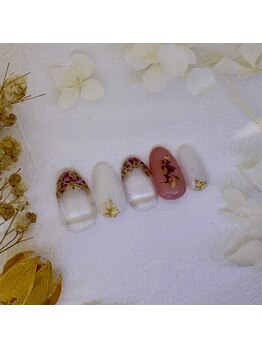 ネイル バズ(NAIL BUZZ)/初回ソフトジェルオフ込9800円