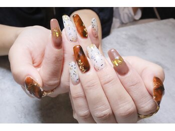 ディーエムジーネイル(DMG nail)/べっ甲×ダルメシアンネイル