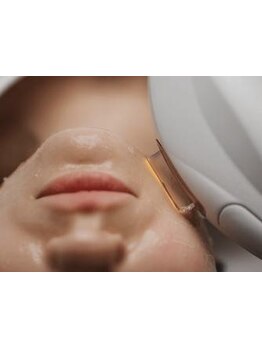 ホウレイ線・たるみ改善！予防ケア