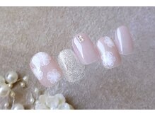 ネイルサロンprish銀座4丁目店【マグネット&フットネイル定額サロン】/6000円　透け感　大人ネイル