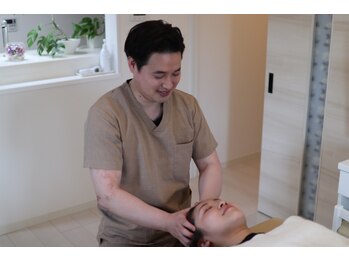 ハリネクスト 吉塚(HARINEXT)/頭をしっかりもみほぐします