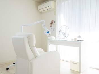 エンコロレ(encolore)/《半個室》