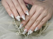 モアグラム 新宿東口店(More Glam)/蝶々