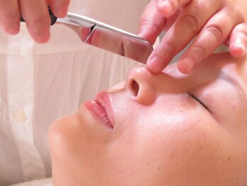 チアキ(CHIAKI)/気になる小鼻もシェービング