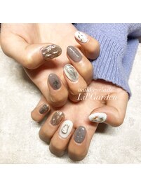 くすみカラー×ニュアンスミラー