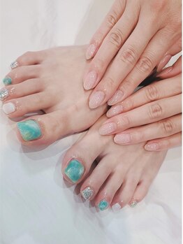 リナ(RINA)/ラメワンカラーとデザイン☆