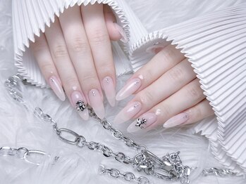 ユン(Yun)/クロムパーツネイル