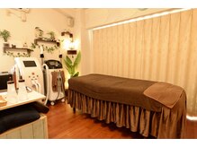 メンズ脱毛サロン アカラ(AKALA)/施術室