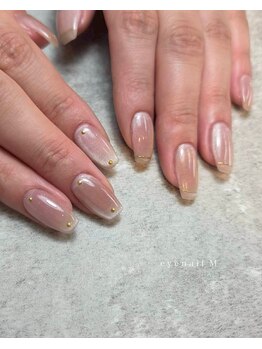 アイネイル エム(eyenail M)/