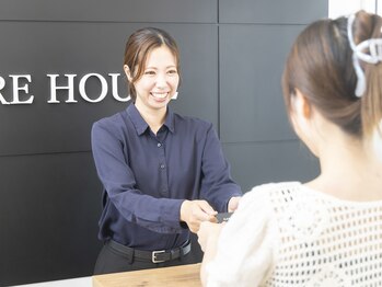 ケアハウス 藤沢(CARE HOUSE)/スタッフが元気にお出迎え☆