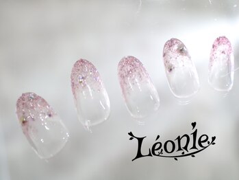 レオニー(Leonie)/ラメグラストーンネイル
