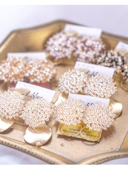 ヒビキノ バイ ヒビハンビューティー(hibikino by Hibihan Beauty)/店内には沢山のハンドメイド雑貨