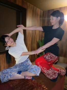 アジアンリラクゼーション ヴィラ 西日暮里店(asian relaxation villa)/普段出来ないストレッチで伸美