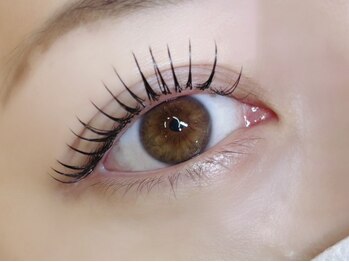 フィールラッシュ バイ グリーン(FEELLASH by green)の写真/技術と素材にこだわり抜いてキープ力◎通いたくなるサロン【フラットラッシュ100本¥4700】LEDマツエクも◎