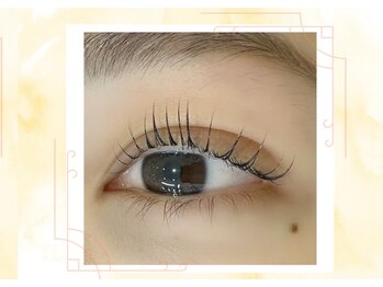 メモト 大阪梅田 北新地店(memoto)/メーテルラッシュリフト