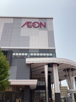 ビューステージ アイブロウサロン 旭川/左にイオンがあります♪