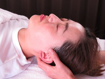リラックスルーム(Relax Room)の写真/【当店人気好評中！極上快眠】もみほぐし40分＋スッキリヘッドスパ20分 ￥5000☆お気軽にご来店ください！