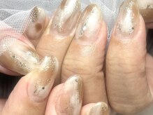 レガーロ(Regalo)/ニュアンスネイル