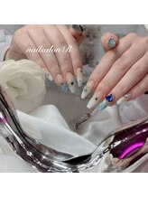 アール(R)/推しカラーネイル