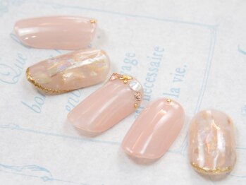 ソルノワ(sol-noir)/