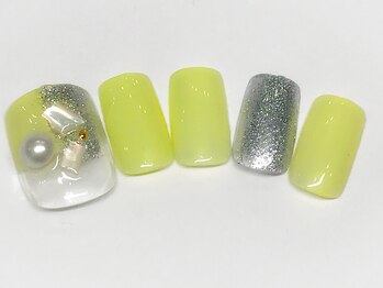 スリール(Sriel)/フット定額7980円