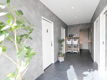 ひとつno武器の雰囲気（夏本番涼しくて、綺麗な店内で脱毛スタート♪）
