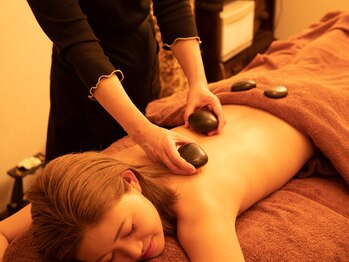 スーワイ/ホットストーン