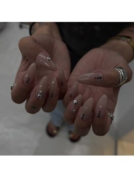 ネイルクイーン(Nail Queen)/ヌーディーネイル¥6900♪