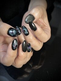 黒服限定GIG的な