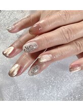 ルミリラ(lumi.Lyra)/キラキラ桜ネイル