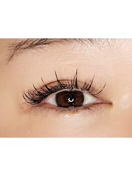 ボリュームのある目元にしたい