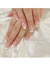 王道！フレンチネイル