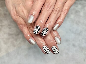 ネイル アイラッシュ 彩 熊谷店/ゼブラ柄