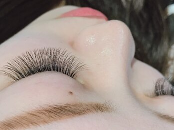 アルテア(Altea)の写真/【完全個室のプライベートサロン♪】実力派スタッフが丁寧なカウンセリングで理想の目元をデザイン!